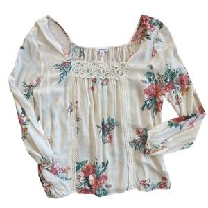 🎉2/$10 Eyeshadow Floral Flowy Blouse Large